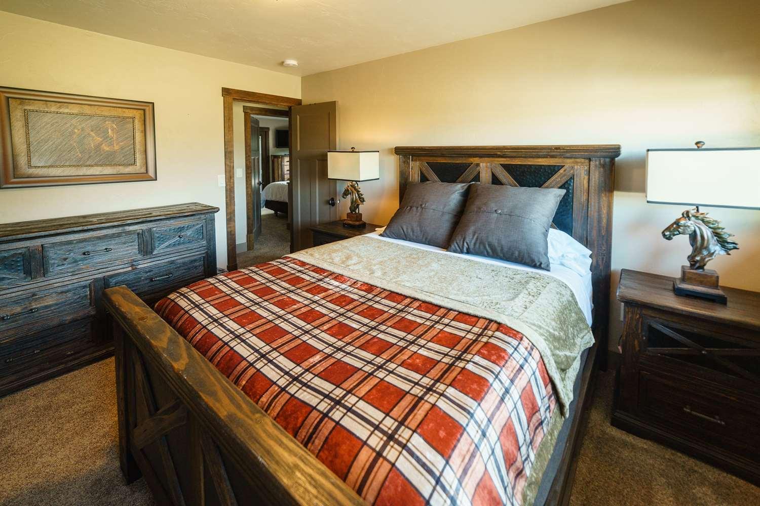 Best Western Plus Flathead Lake Inn&Suites Kalispell Exterior foto