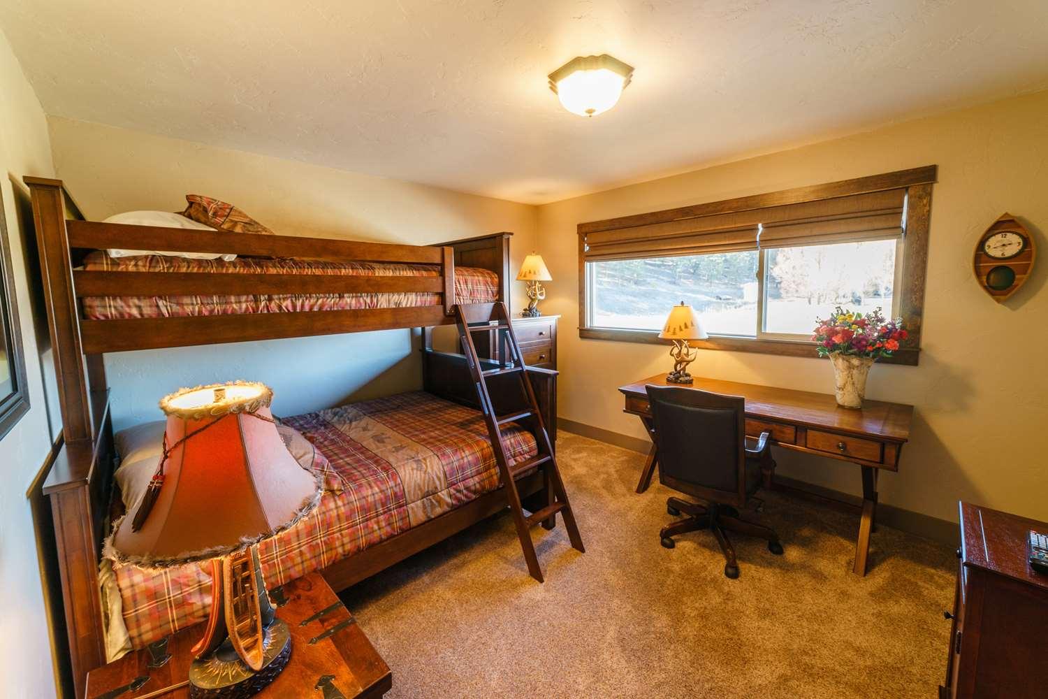 Best Western Plus Flathead Lake Inn&Suites Kalispell Exterior foto
